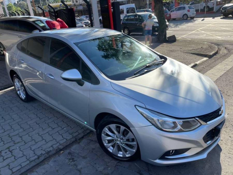 CHEVROLET - CRUZE - 2018/2018 - Branca - R$ 86.900,00