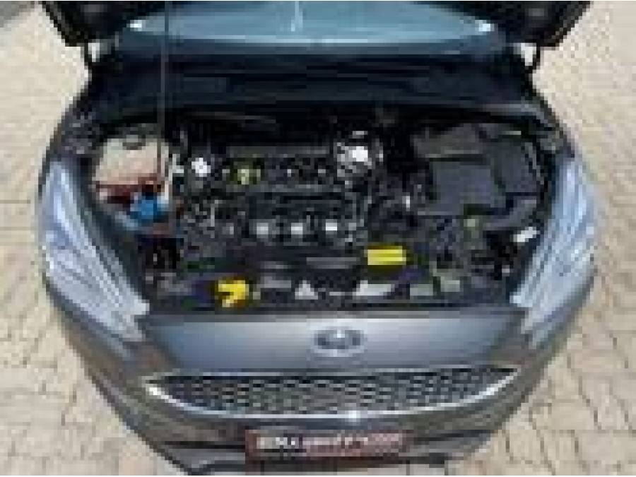 FORD - FOCUS - 2018/2018 - Cinza - R$ 59.990,00