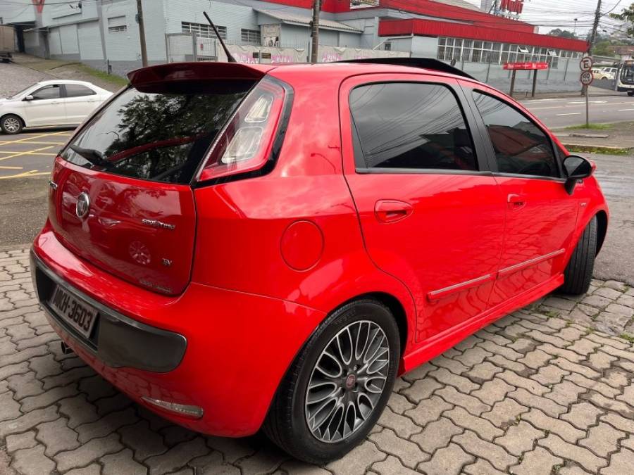 FIAT - PUNTO - 2014/2014 - Vermelha - R$ 39.990,00