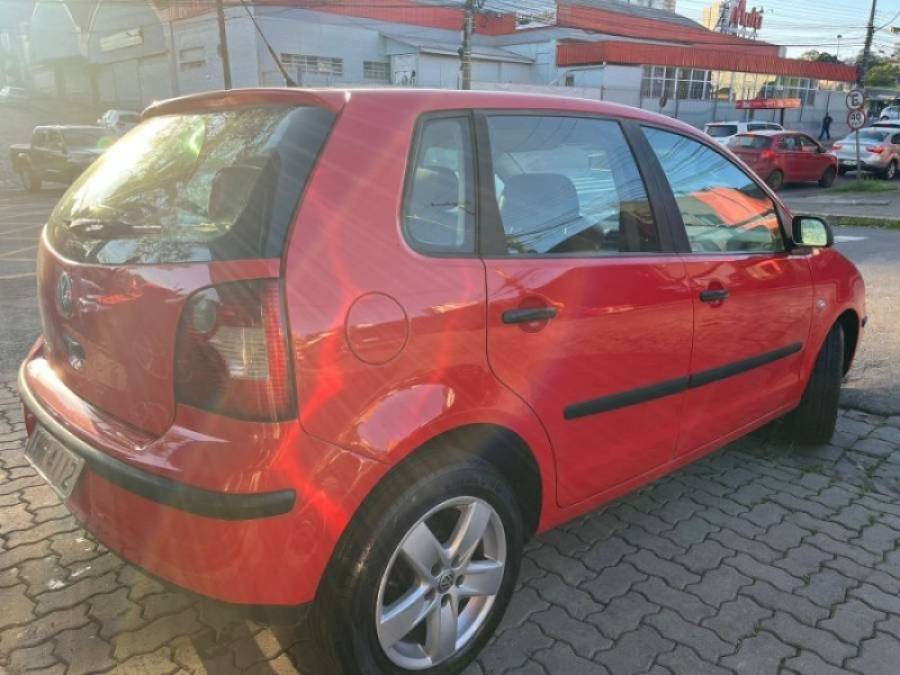 VOLKSWAGEN - POLO - 2005/2005 - Vermelha - R$ 26.900,00