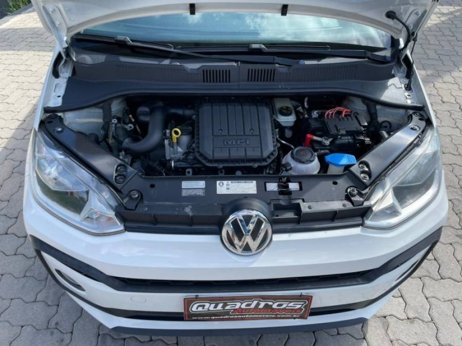 VOLKSWAGEN - UP - 2019/2019 - Branca - R$ 60.900,00