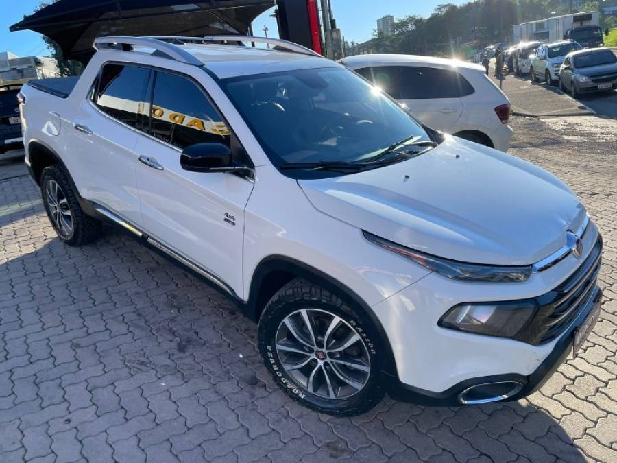 FIAT - TORO - 2020/2020 - Branca - R$ 116.900,00