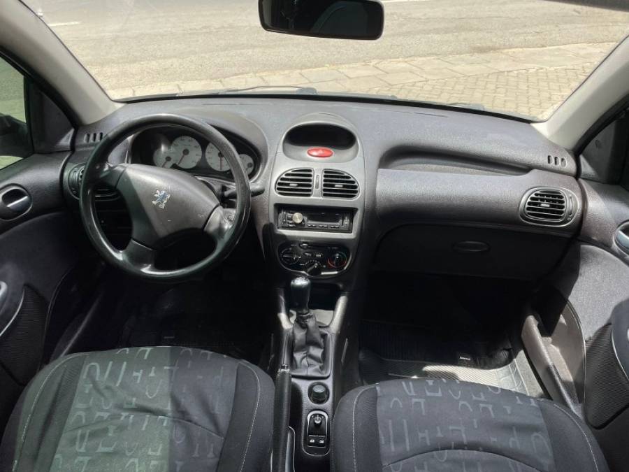 PEUGEOT - 206 - 2004/2004 - Cinza - R$ 16.900,00