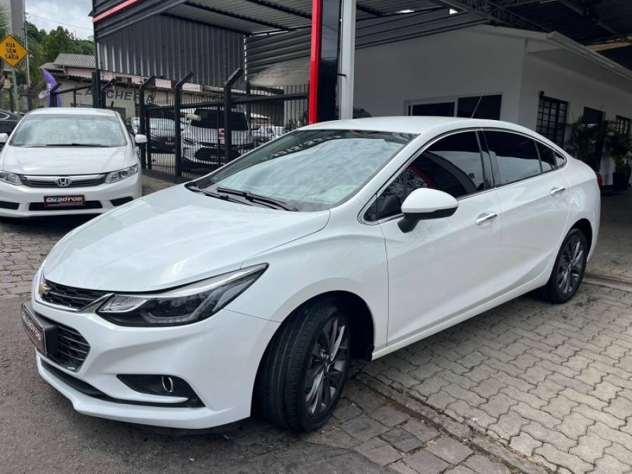 CHEVROLET - CRUZE - 2017/2017 - Branca - R$ 87.900,00