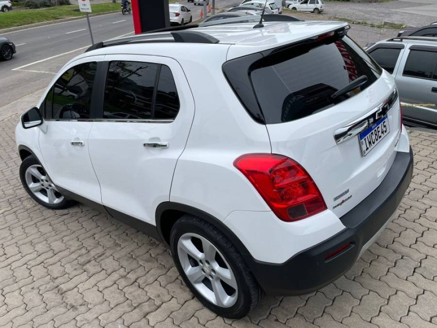 CHEVROLET - TRACKER - 2015/2015 - Branca - R$ 69.990,00