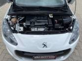 PEUGEOT - 308 - 2015/2015 - Branca - R$ 45.900,00