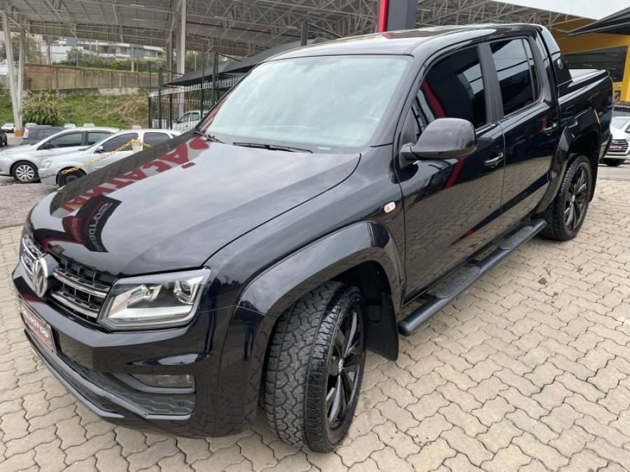 VOLKSWAGEN - AMAROK - 2022/2022 - Preta - R$ 215.900,00