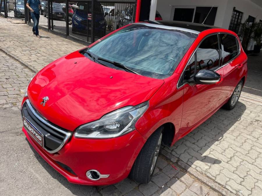 PEUGEOT - 208 - 2014/2014 - Vermelha - R$ 45.900,00