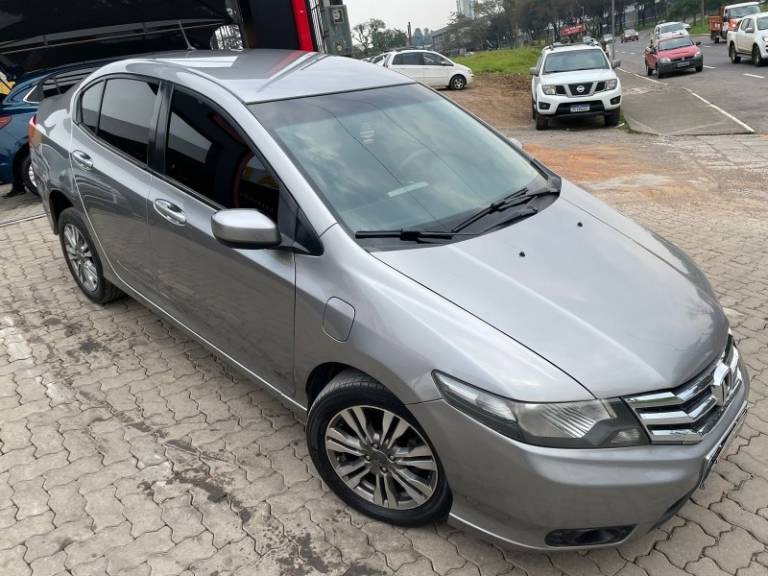 HONDA - CITY - 2014/2014 - Cinza - R$ 53.900,00