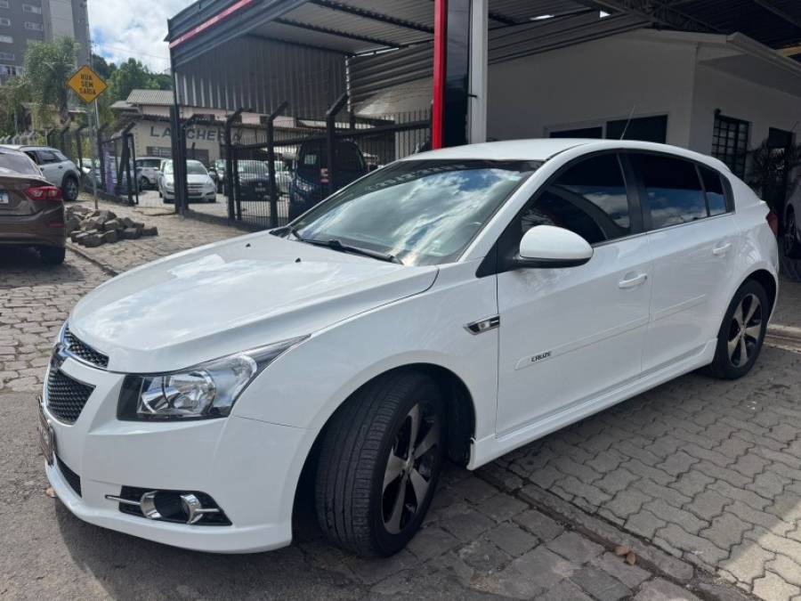 CHEVROLET - CRUZE - 2014/2014 - Branca - R$ 59.990,00