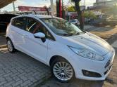 FORD - FIESTA - 2015/2015 - Branca - R$ 48.900,00