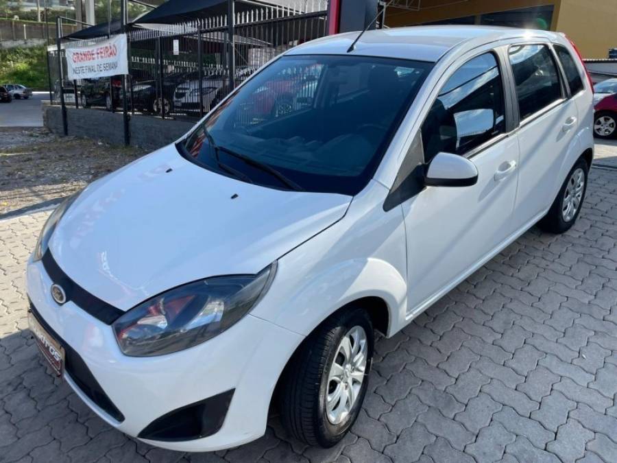 FORD - FIESTA - 2014/2014 - Branca - R$ 30.900,00