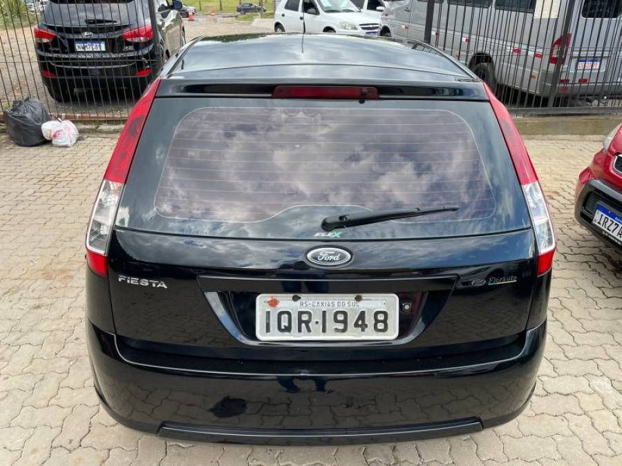 FORD - FIESTA - 2010/2010 - Preta - R$ 24.900,00