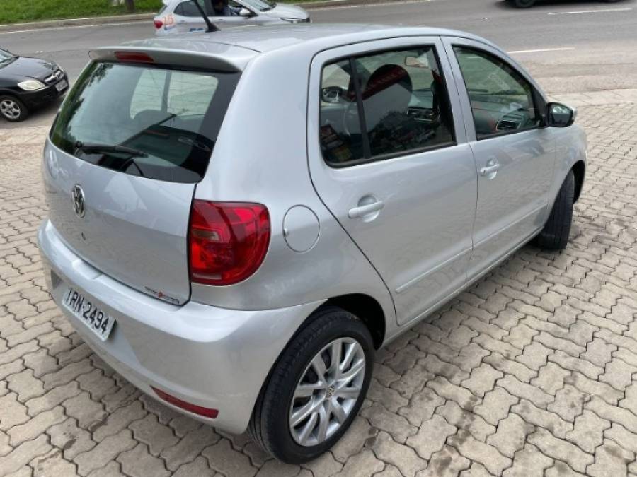 VOLKSWAGEN - FOX - 2011/2011 - Cinza - R$ 30.900,00