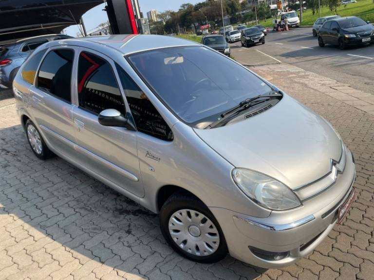 CITROËN - XSARA PICASSO - 2009/2009 - Prata - R$ 19.990,00