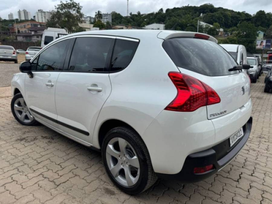 PEUGEOT - 3008 - 2014/2014 - Branca - R$ 53.900,00