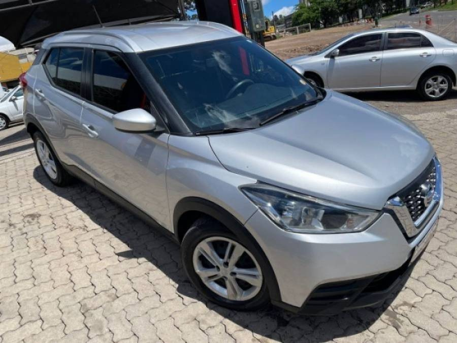 NISSAN - KICKS - 2018/2018 - Branca - R$ 74.900,00