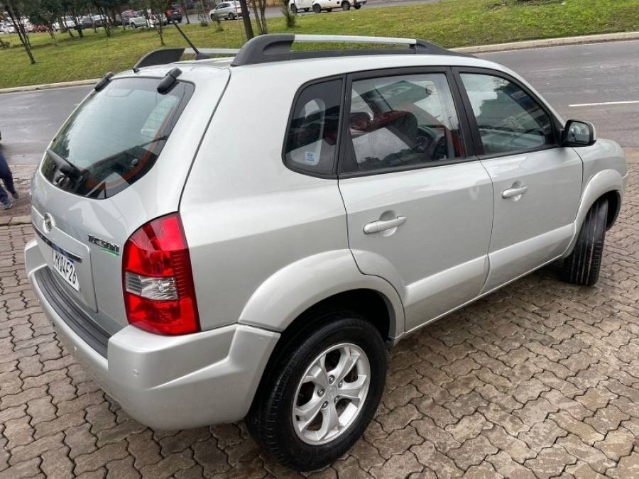 HYUNDAI - TUCSON - 2013/2013 - Prata - R$ 48.900,00