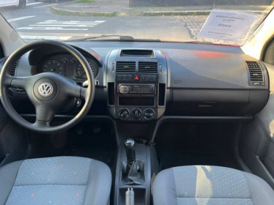 VOLKSWAGEN - POLO - 2005/2005 - Vermelha - R$ 26.900,00