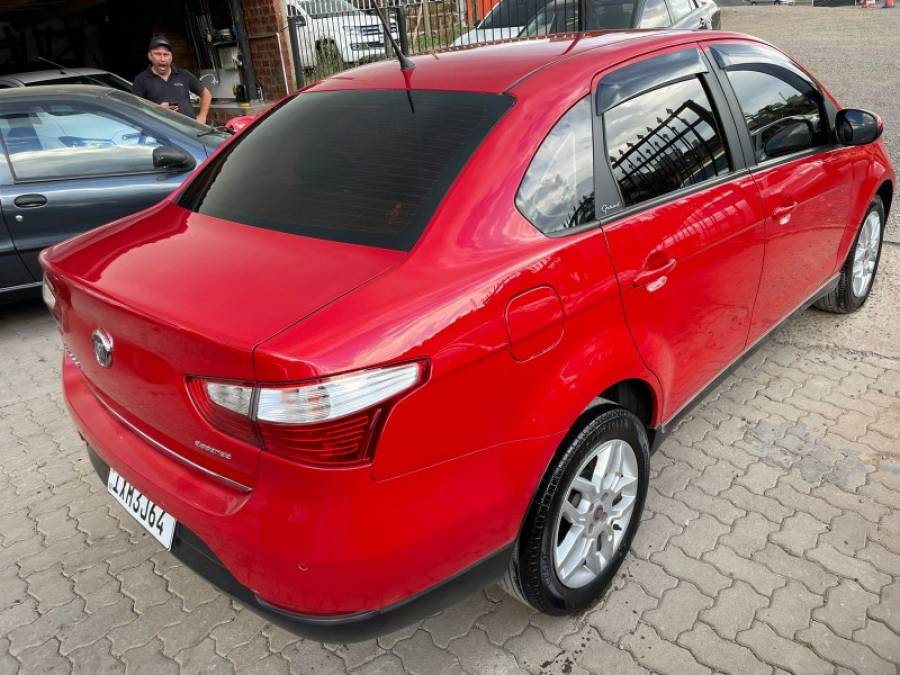 FIAT - SIENA - 2017/2017 - Vermelha - R$ 40.900,00