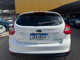 FORD - FOCUS - 2014/2014 - Branca - R$ 60.900,00