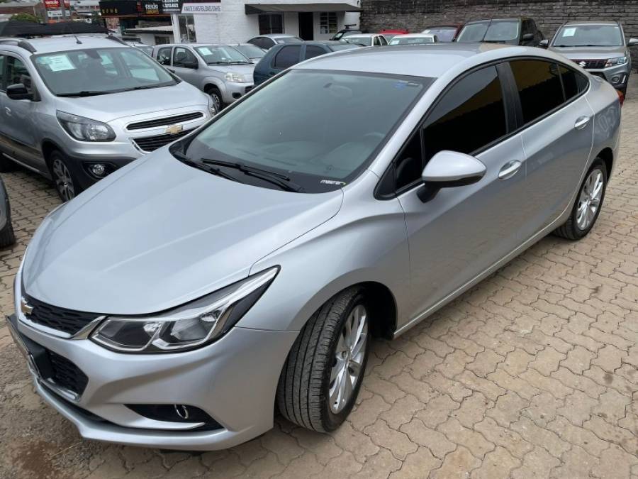 CHEVROLET - CRUZE - 2018/2018 - Prata - R$ 85.900,00