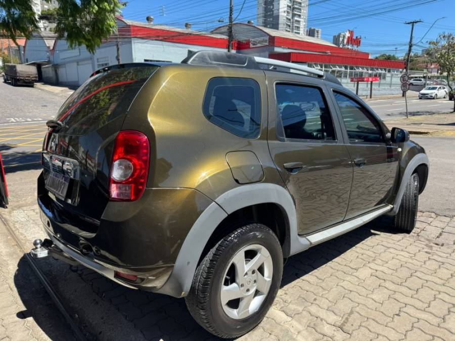 RENAULT - DUSTER - 2014/2014 - Verde - R$ 54.900,00