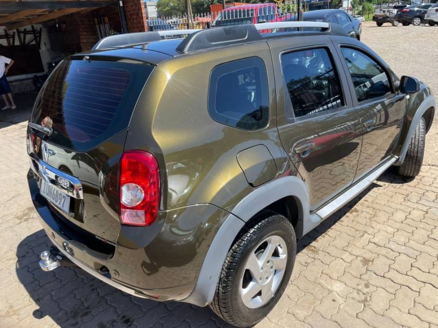 RENAULT - DUSTER - 2014/2014 - Verde - R$ 54.900,00