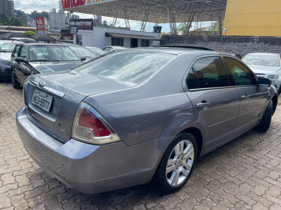 FORD - FUSION - 2007/2007 - Prata - R$ 29.900,00