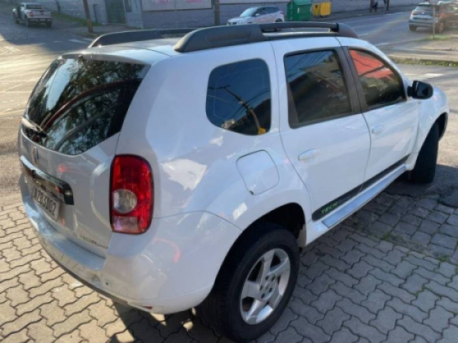 RENAULT - DUSTER - 2015/2015 - Branca - R$ 53.900,00