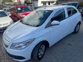 CHEVROLET - ONIX - 2014/2014 - Branca - R$ 43.900,00