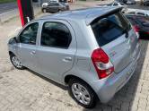 TOYOTA - ETIOS - 2014/2014 - Prata - R$ 40.900,00