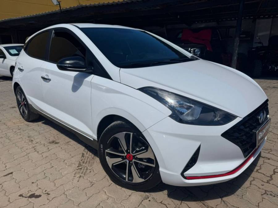 HYUNDAI - HB20 - 2022/2022 - Branca - R$ 79.900,00