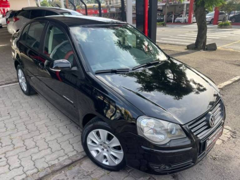 VOLKSWAGEN - POLO - 2012/2012 - Preta - R$ 39.900,00