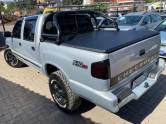 CHEVROLET - S10 - 2000/2000 - Prata - R$ 49.900,00