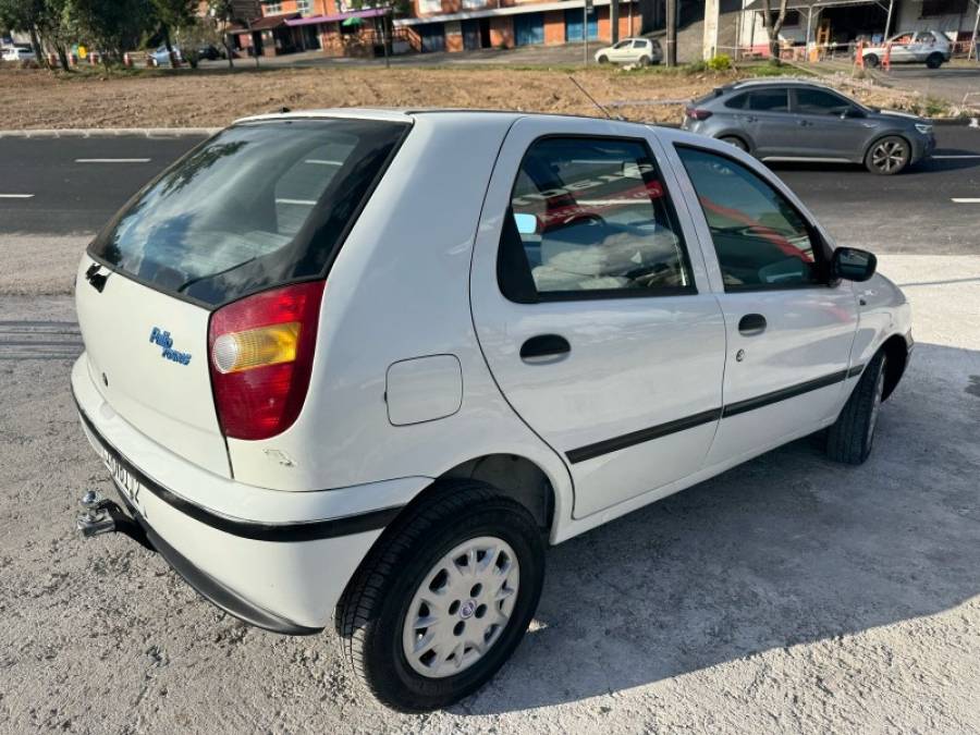 FIAT - PALIO - 2002/2002 - Branca - R$ 13.900,00