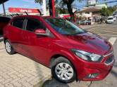 CHEVROLET - ONIX - 2018/2018 - Vermelha - R$ 53.900,00