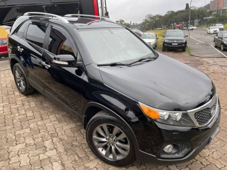 KIA MOTORS - SORENTO - 2013/2013 - Preta - R$ 69.900,00