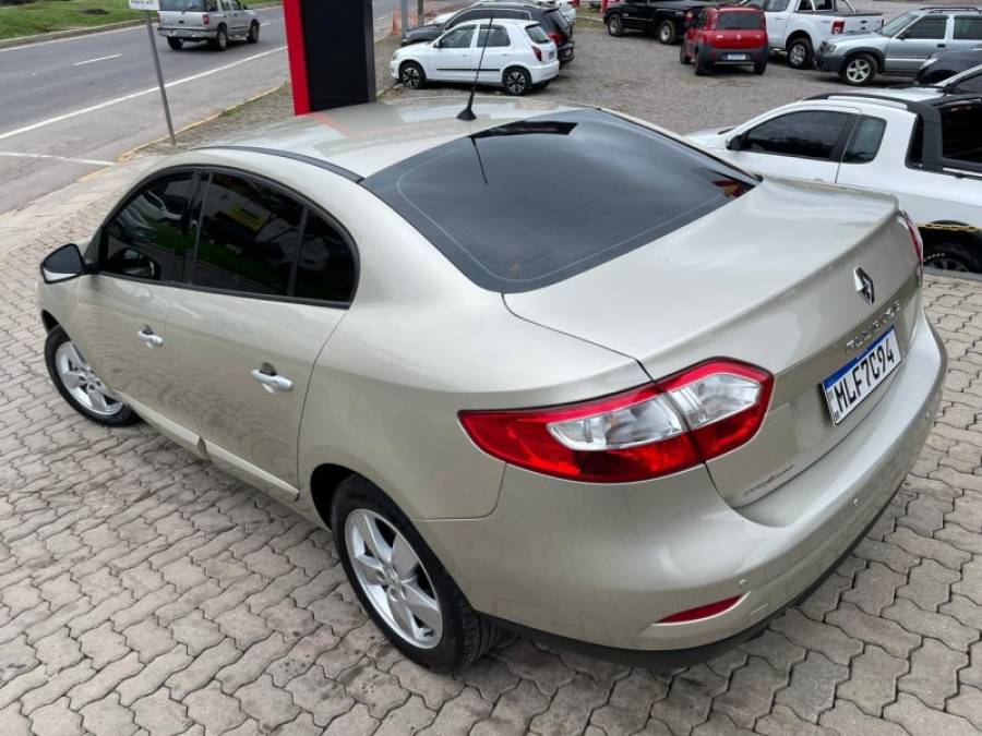 RENAULT - FLUENCE - 2014/2014 - Dourada - R$ 43.900,00