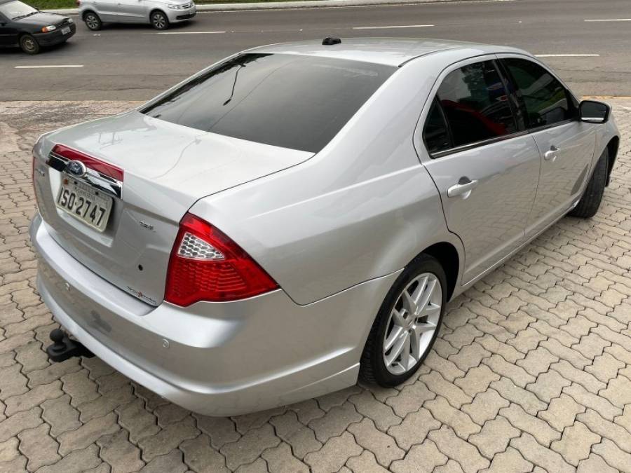 FORD - FUSION - 2012/2012 - Prata - R$ 46.900,00