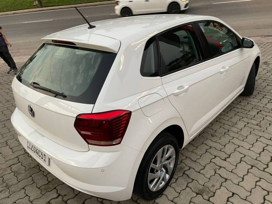 VOLKSWAGEN - POLO - 2020/2020 - Branca - R$ 65.900,00