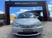 TOYOTA - ETIOS - 2014/2014 - Prata - R$ 41.900,00