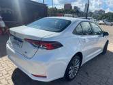 TOYOTA - COROLLA - 2023/2023 - Branca - R$ 129.990,00