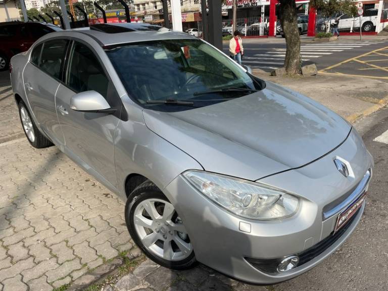 RENAULT - FLUENCE - 2012/2012 - Prata - R$ 38.900,00