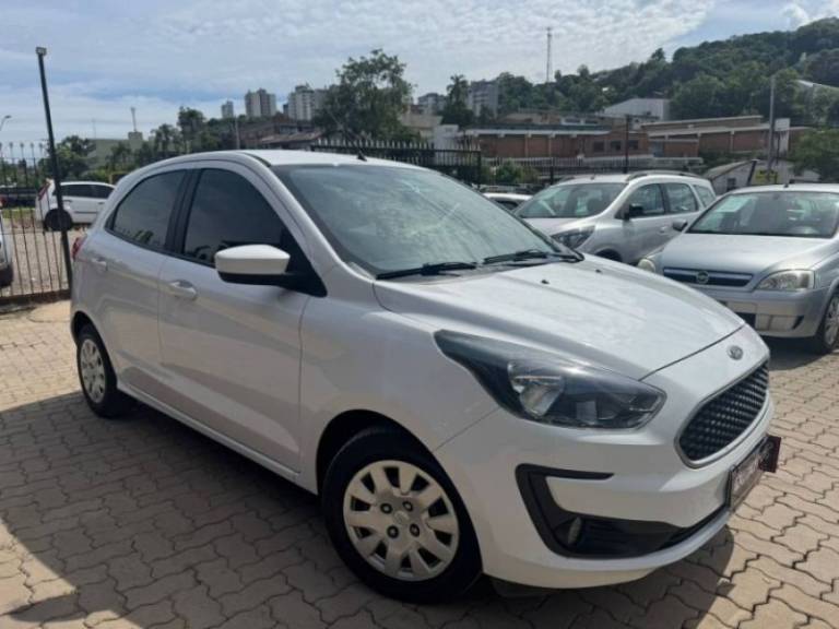 FORD - KA - 2019/2019 - Branca - R$ 45.900,00