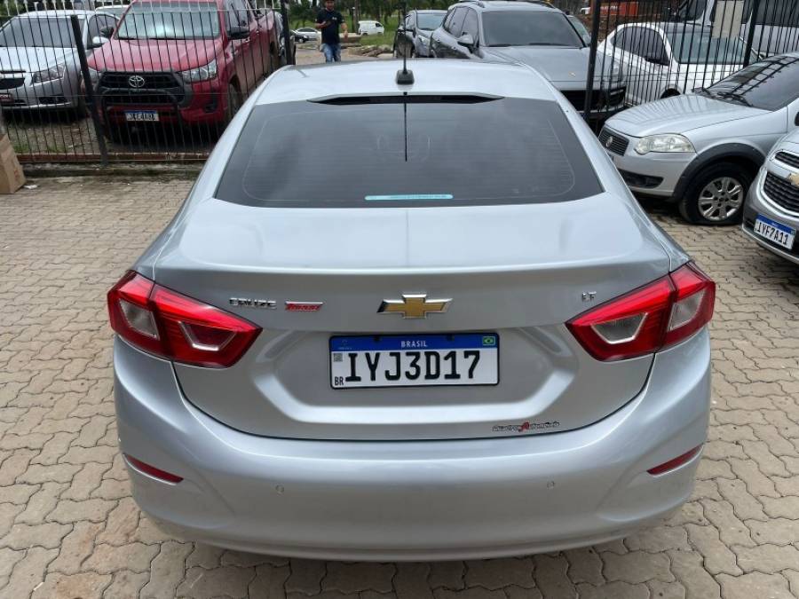 CHEVROLET - CRUZE - 2018/2018 - Prata - R$ 85.900,00