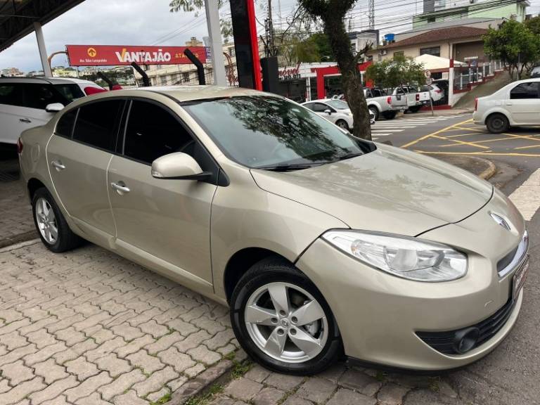 RENAULT - FLUENCE - 2014/2014 - Dourada - R$ 43.900,00