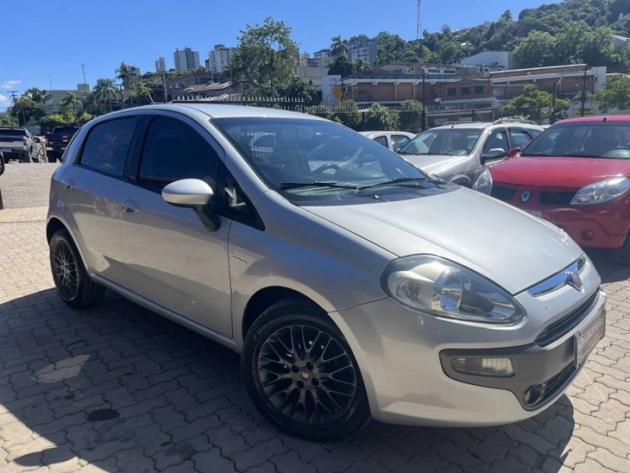 FIAT - PUNTO - 2013/2013 - Prata - R$ 36.900,00