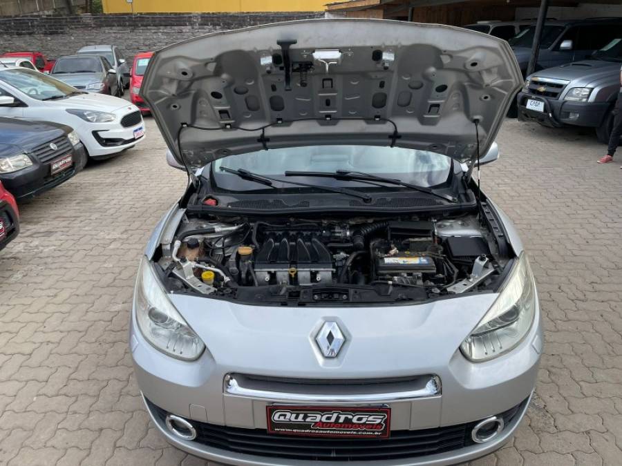 RENAULT - FLUENCE - 2012/2012 - Prata - R$ 39.900,00