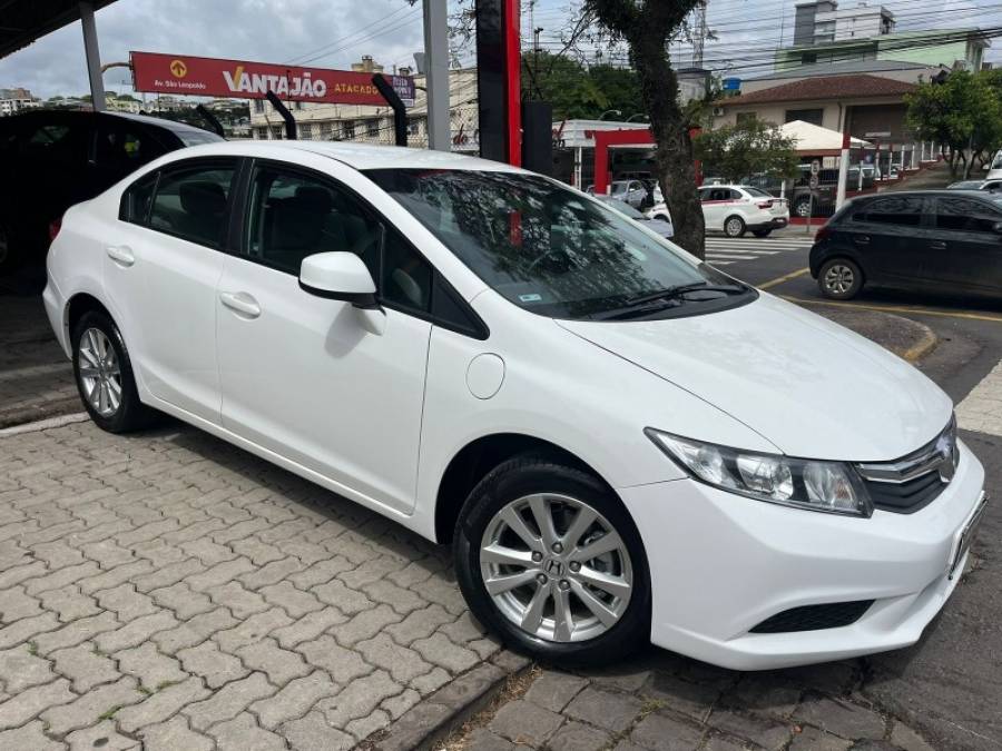 HONDA - CIVIC - 2013/2013 - Branca - R$ 63.900,00